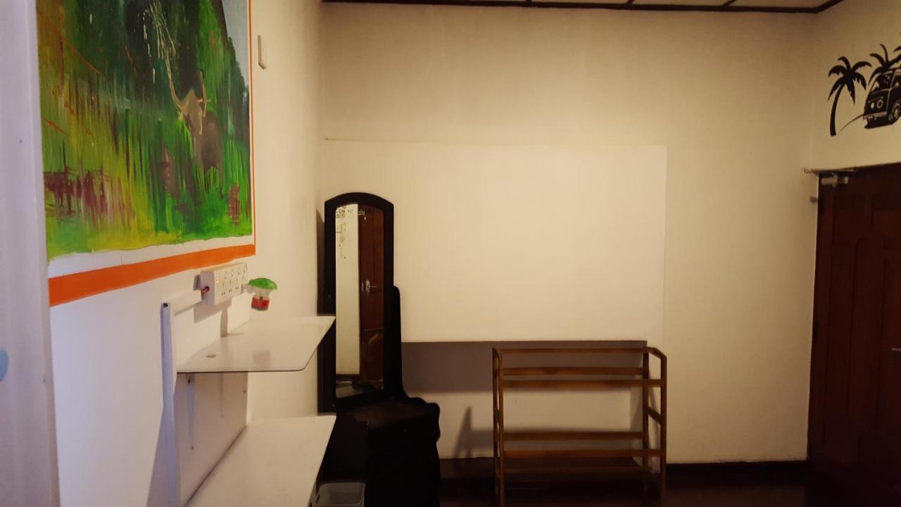 The Backpack Hub At Weligama Exterior foto