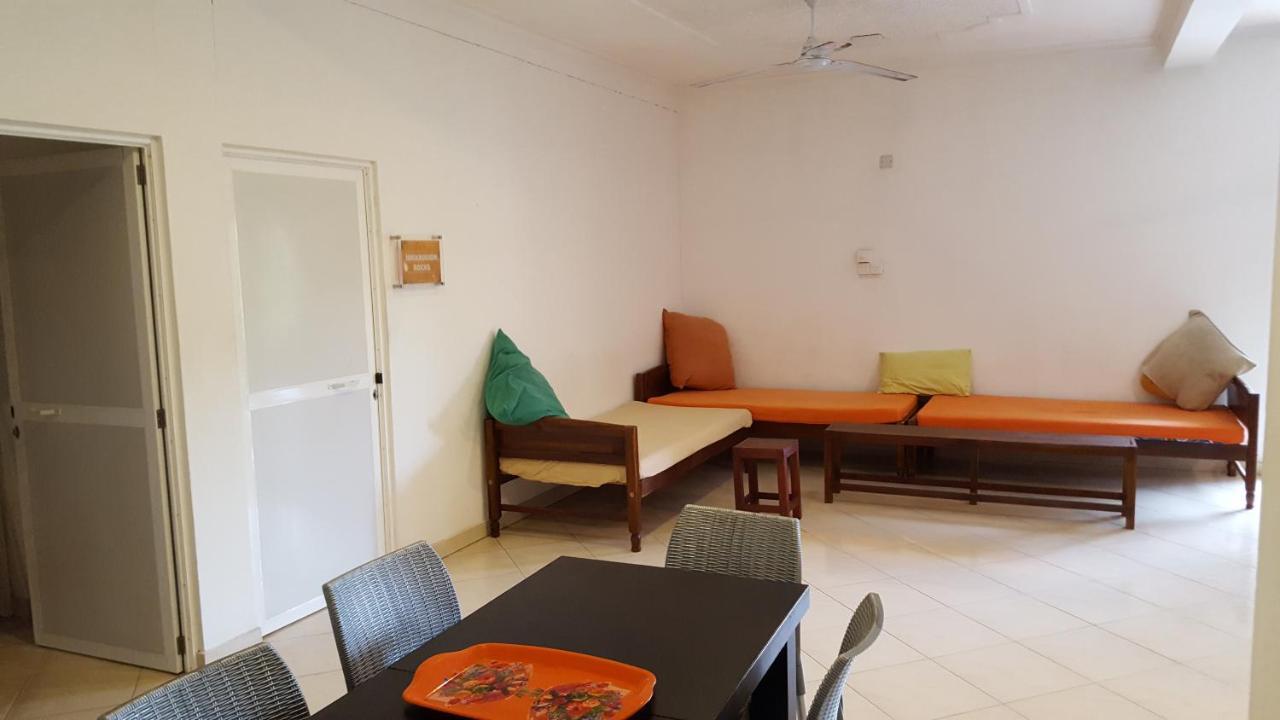The Backpack Hub At Weligama Exterior foto